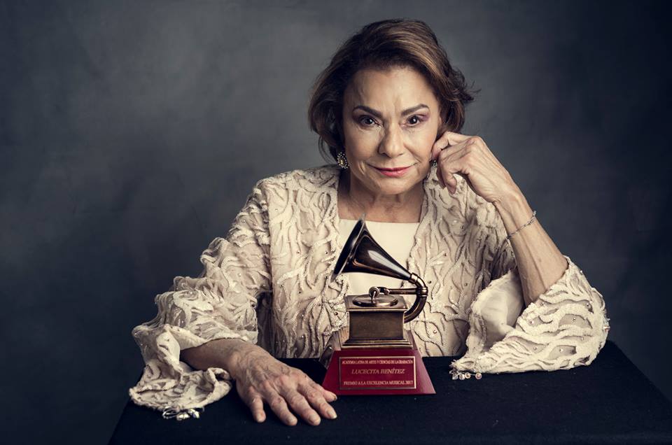 Lucecita recibe un merecido Latin Grammy